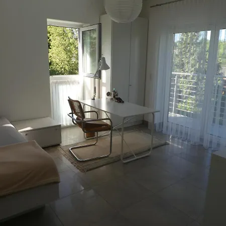 Grosszuegige,zetrumsnahe * Dresden