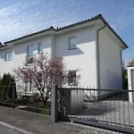Grosszuegige,zetrumsnahe Apartmán Drážďany