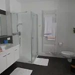 Grosszuegige,zetrumsnahe Apartmán *