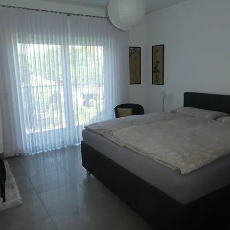 Apartment Großzügige,zetrumsnahe Dresden